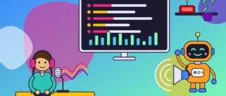 Девушка в розовых наушниках и бирюзовой кофте сидит за жёлтым столом перед микрофоном на стойке, от микрофона идут розовая, жёлтая и фиолетовая звуковые волны; на большом экране — строки с розовыми и жёлтыми метками и столбики эквалайзера; оранжевый робот с жёлтым шариком на антенне держит рупор, из которого расходятся белые волны; на полке красная студийная лампа и растение в фиолетовом горшке